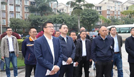 乐山市总工会党组书记、常务副主席郑强一行到乐橙游戏官网钒钛调研